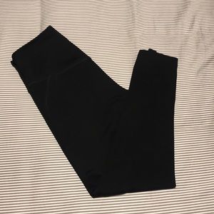 Girlfriend Collective 3/4 length leggings